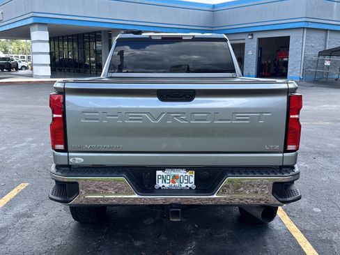 Used 2024 Chevrolet Silverado 2500 LTZ AWD/4WD image 7