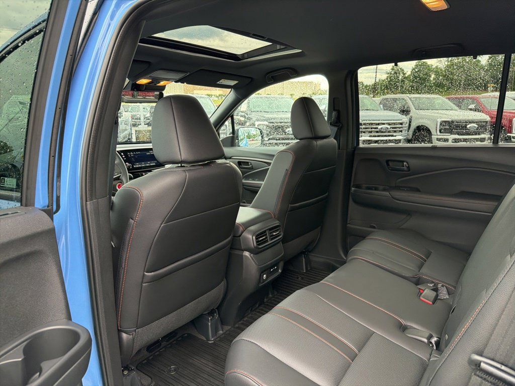 Used 2024 Honda Passport TrailSport image 15
