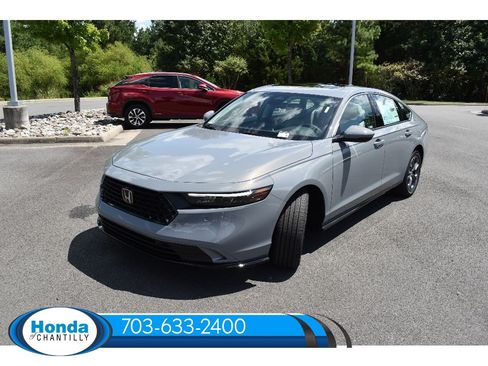 New 2026 Honda Accord Hybrid EX-L image 3