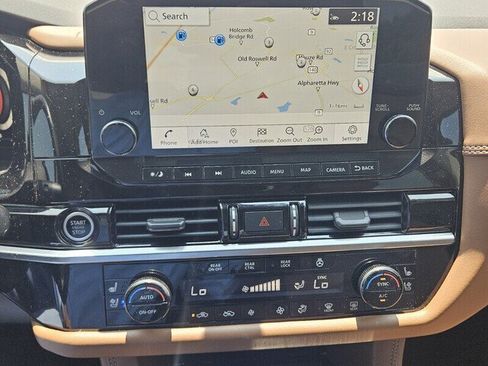 Used 2022 Nissan Pathfinder Platinum w/ Cargo Package AWD/4WD image 14