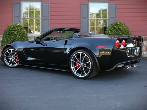 Used 2013 Chevrolet Corvette 427 w/ 1SB Preferred Equipment Group RWD image 10