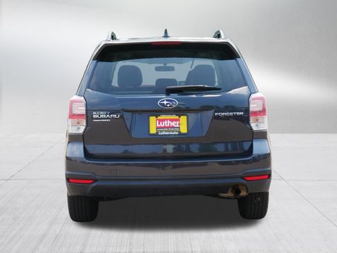 Used 2018 Subaru Forester 2.5i Premium AWD/4WD image 6
