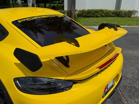 Used 2025 Porsche 718 Cayman GT4 RS RWD image 23