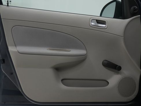 Used 2009 Chevrolet Cobalt LS w/ Protection Package FWD image 14
