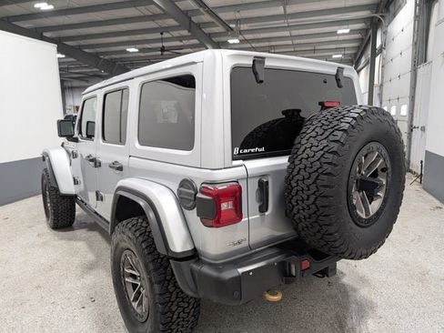 Used 2024 Jeep Wrangler Rubicon 392 image 5