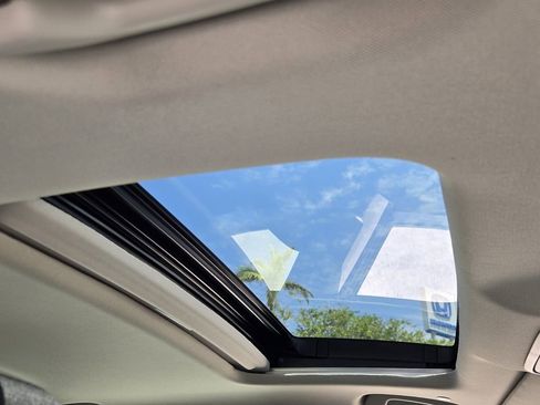 Used 2024 Honda Accord EX image 18
