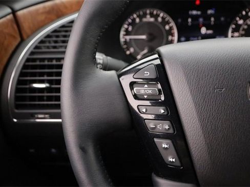 Certified 2024 Nissan Armada SL w/ Cargo Package image 10