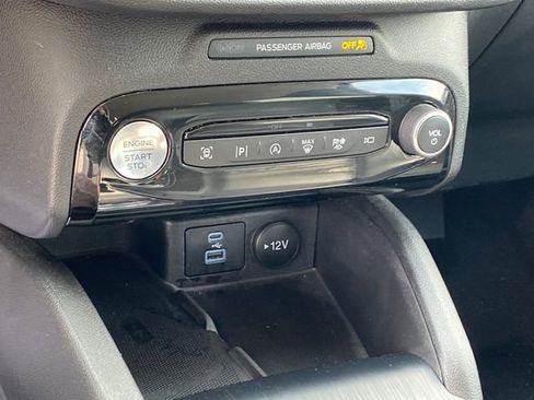 Used 2023 Ford Escape Platinum AWD/4WD image 12