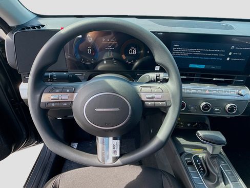 New 2026 Hyundai Kona SE FWD image 8