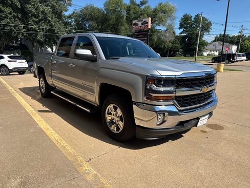 Used 2017 Chevrolet Silverado 1500 LT w/ All Star Edition AWD/4WD image 3