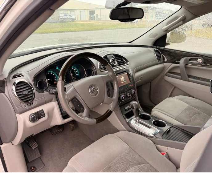 Used 2014 Buick Enclave Convenience FWD image 4