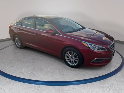 Used 2016 Hyundai Sonata SE FWD image 3