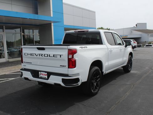 New 2026 Chevrolet Silverado 1500 RST w/ Dark Appearance Package AWD/4WD image 4