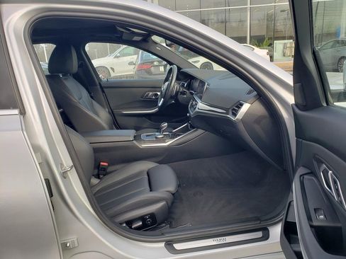 Used 2019 BMW 330i xDrive Sedan w/ Convenience Package image 17