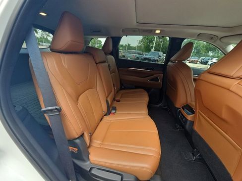 Used 2023 INFINITI QX60 Sensory w/ Vision Package AWD/4WD image 18