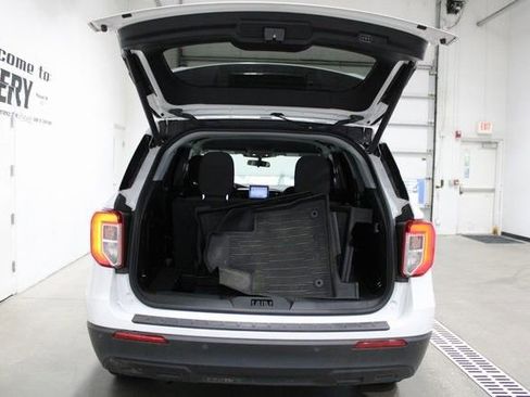 Used 2023 Ford Explorer XLT image 22