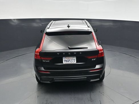 Used 2025 Volvo XC60 B5 Plus AWD/4WD image 41