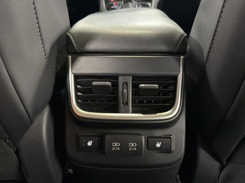 Used 2021 Subaru Outback Limited XT AWD/4WD image 35