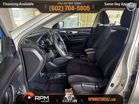 Used 2021 Nissan Rogue Sport S image 10