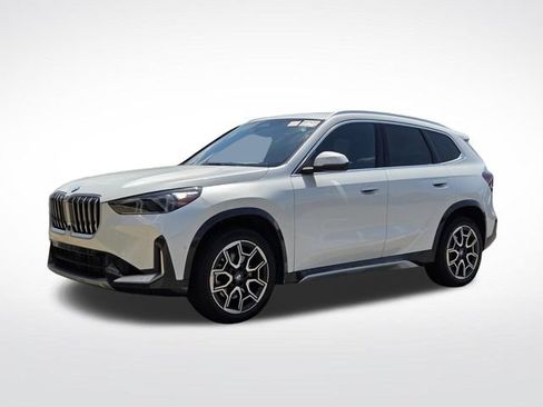 Certified 2026 BMW X1 xDrive28i AWD/4WD image 1