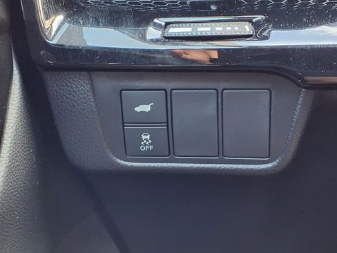 Used 2025 Honda CR-V EX-L image 10