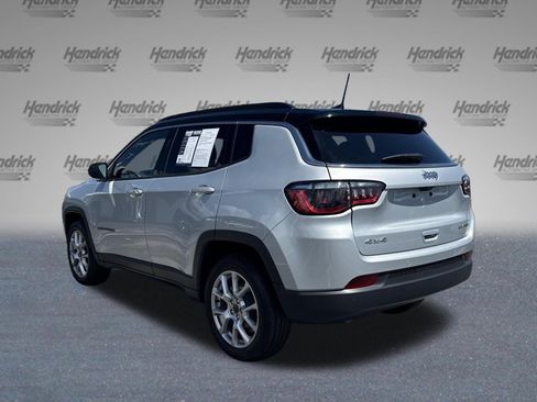 Used 2025 Jeep Compass Limited AWD/4WD image 7