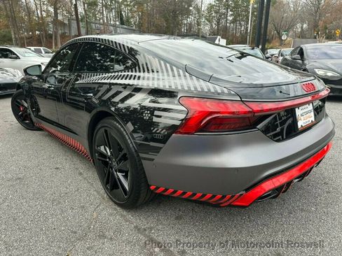 Used 2023 Audi RS e-tron GT image 9