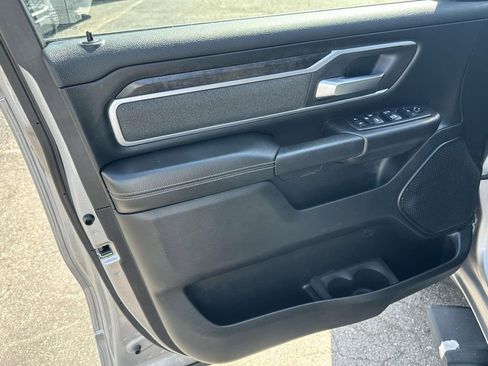 Used 2020 RAM 1500 Big Horn AWD/4WD image 17