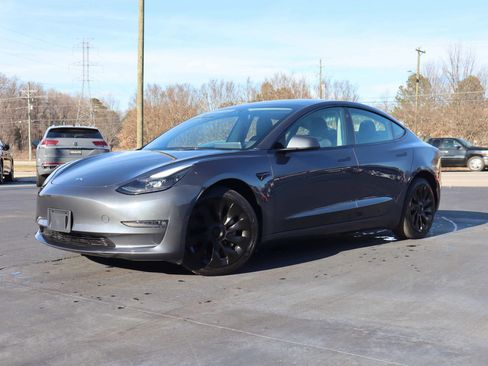 Used 2023 Tesla Model 3 Long Range image 7