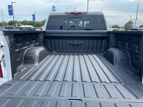 New 2026 Chevrolet Silverado 1500 ZR2 AWD/4WD image 7