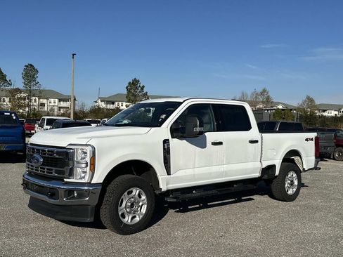 Used 2025 Ford F250 XLT AWD/4WD image 28