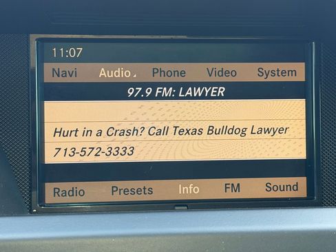 Used 2010 Mercedes-Benz GLK 350 GLK 350 image 25