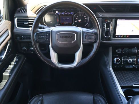 Used 2021 GMC Yukon Denali RWD image 8