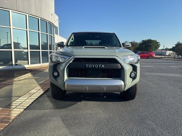 Used 2023 Toyota 4Runner TRD Off-Road Premium w/ Moonroof Package AWD/4WD image 2