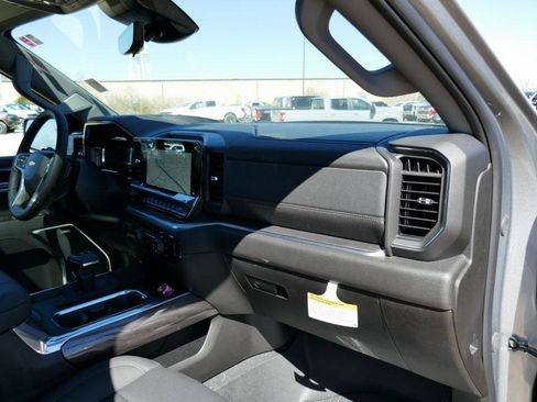 New 2025 Chevrolet Silverado 1500 LTZ image 11