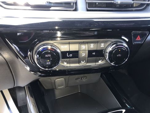 New 2026 Chevrolet Trax RS w/ Driver Confidence Package FWD image 17