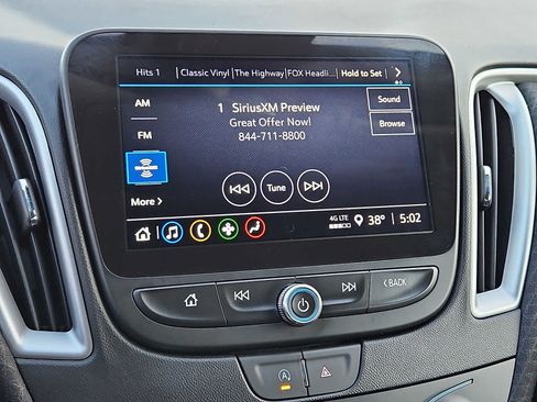 Used 2024 Chevrolet Malibu LT image 22