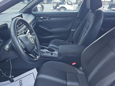 Used 2025 Honda Civic Sport image 8