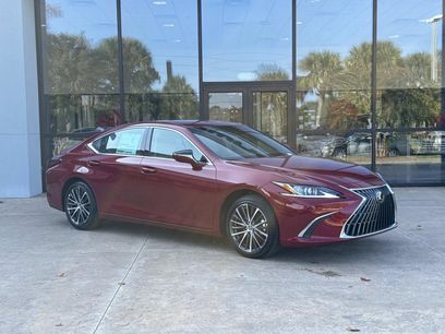 New 2025 Lexus ES 350 w/ Premium Package