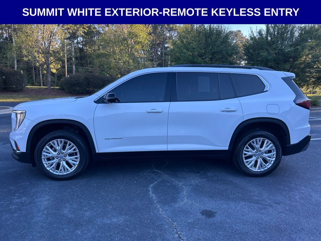 Used 2024 GMC Acadia Elevation FWD image 11
