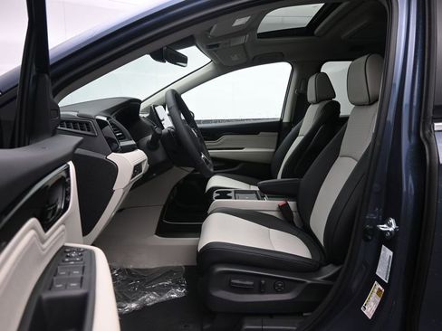 New 2026 Honda Odyssey Elite image 17