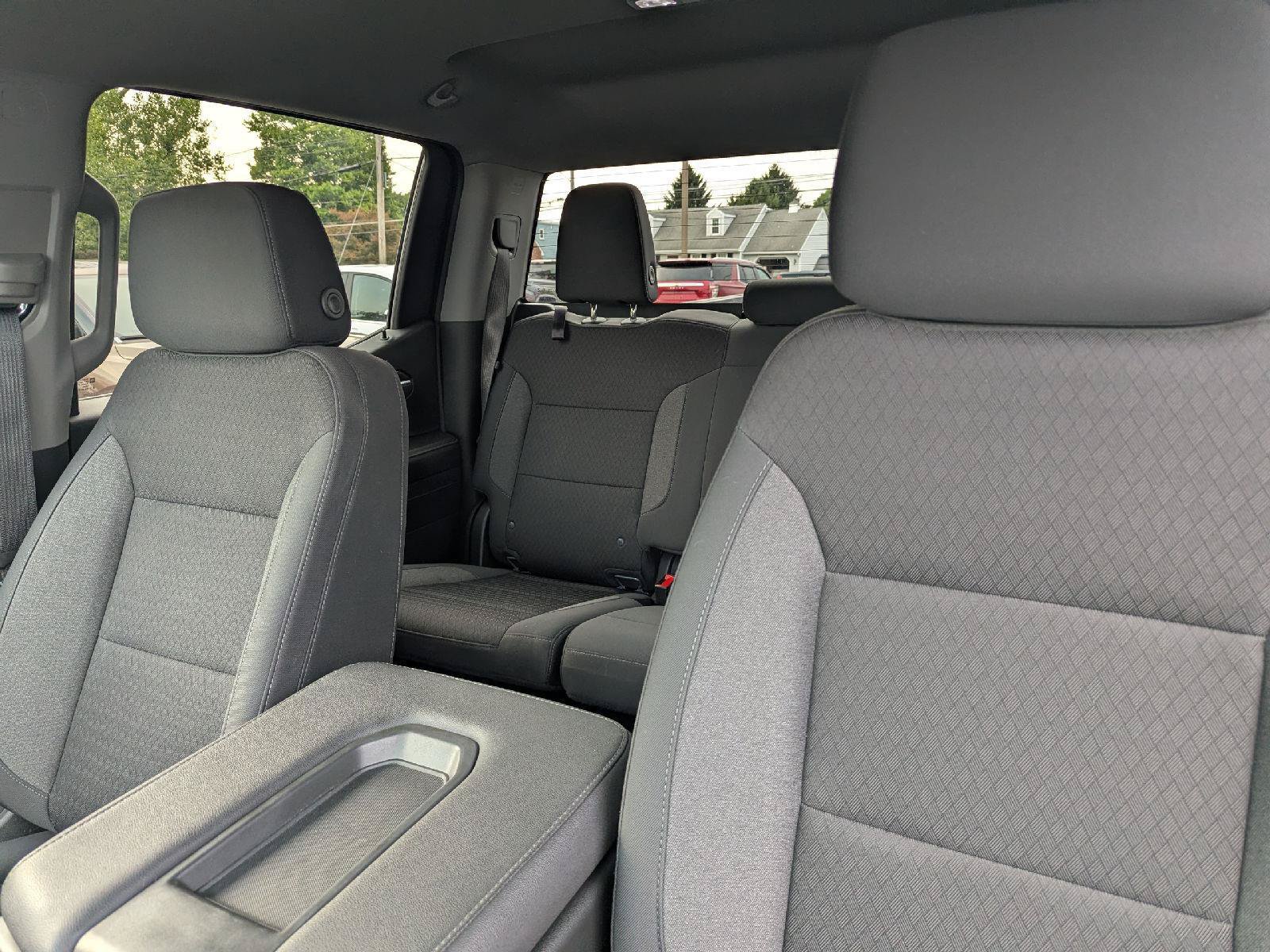 Used 2024 Chevrolet Silverado 1500 LT AWD/4WD image 26