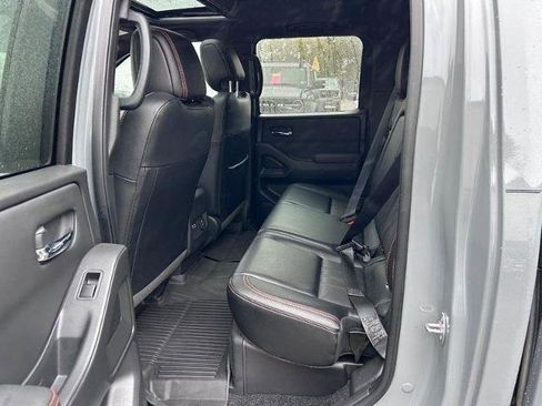 Used 2023 Nissan Frontier PRO-4X w/ Pro-4X Premium Package image 9