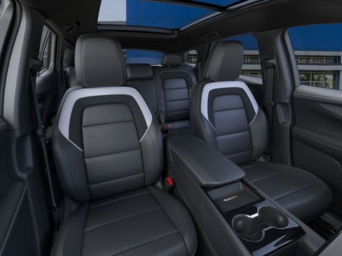 New 2025 Chevrolet Blazer EV LT AWD/4WD image 16