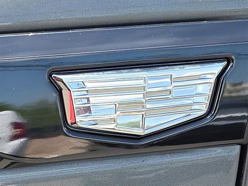 New 2026 Cadillac Vistiq Sport image 9