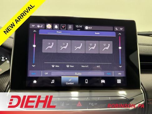 Used 2022 Jeep Compass Trailhawk w/ Trailhawk Convenience Group AWD/4WD image 30