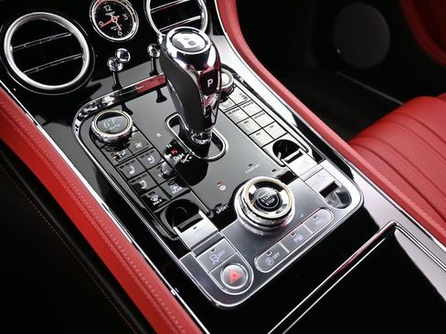 Certified 2021 Bentley Continental GT AWD/4WD image 22