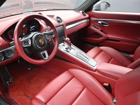 Used 2023 Porsche 718 Cayman GTS RWD image 20