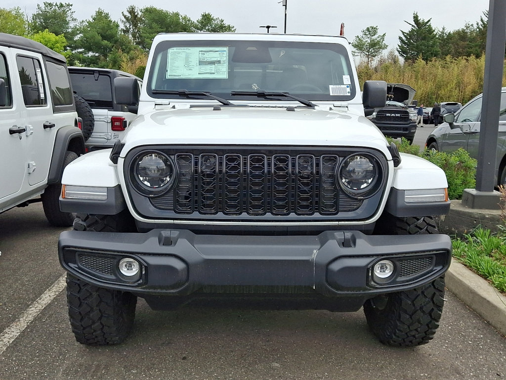 New 2026 Jeep Gladiator Sport AWD/4WD image 2