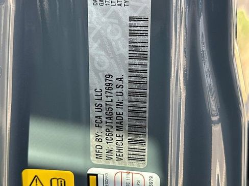 New 2026 Jeep Gladiator Willys image 25